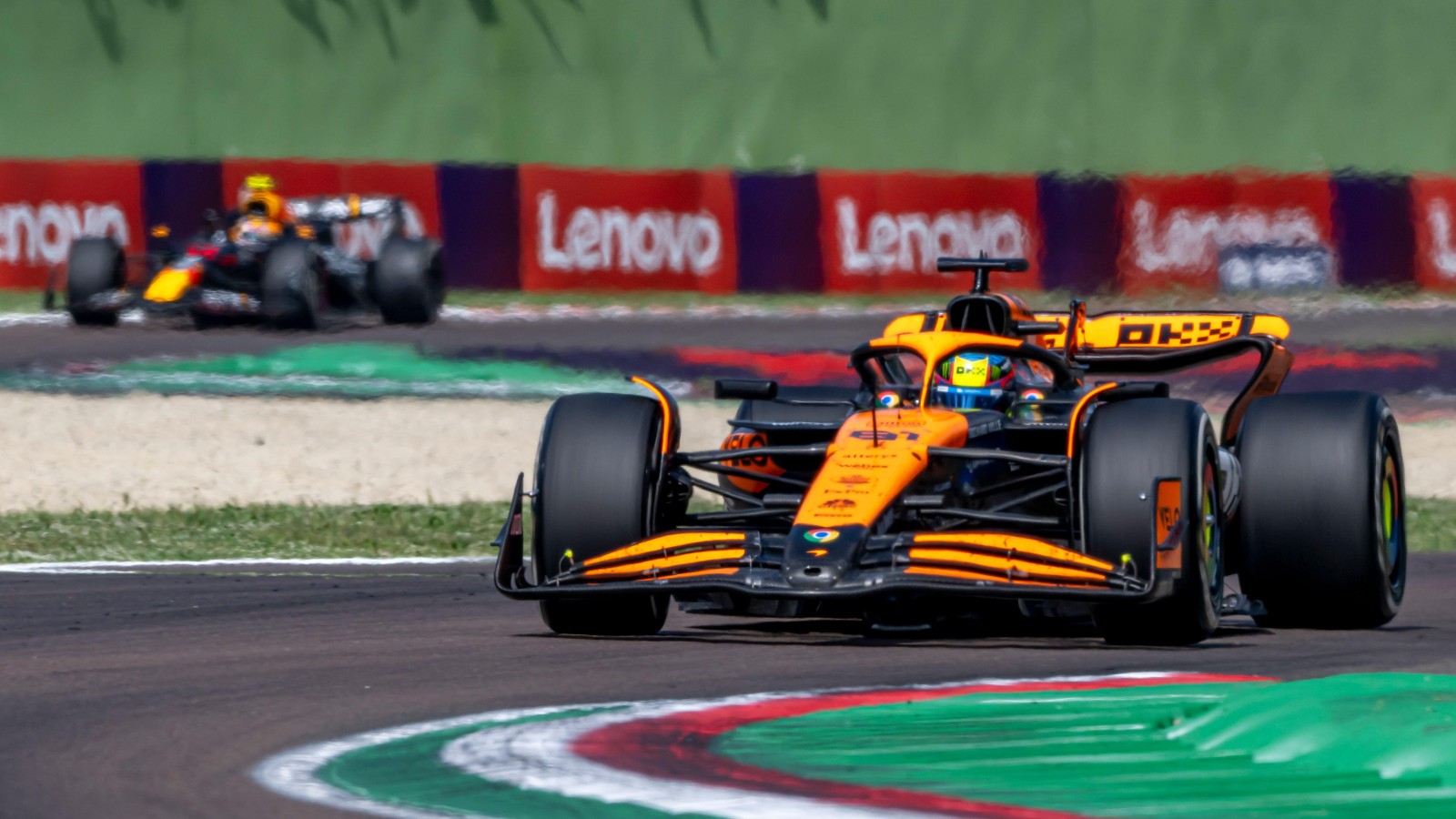 Potential weakness in upgraded McLaren MCL38 highlighted by Oscar Piastri - Vimarsana News
