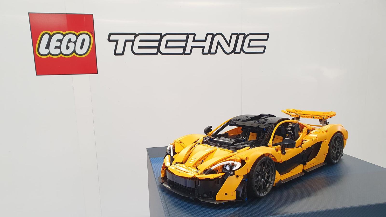 The LEGO Technic McLaren P1.