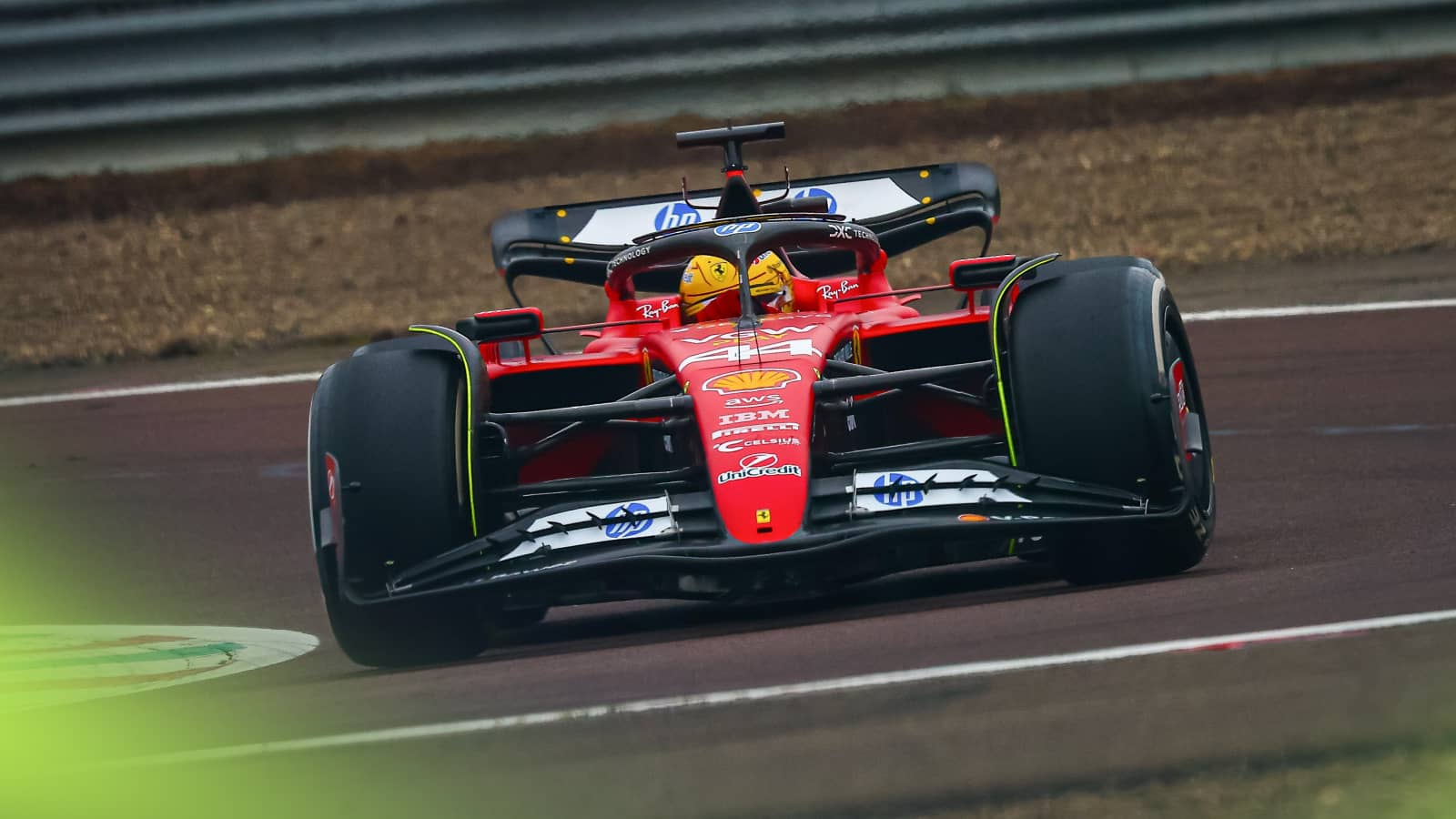 Ferrari make Lewis Hamilton breakthrough as Barcelona test plan leaks -  reports