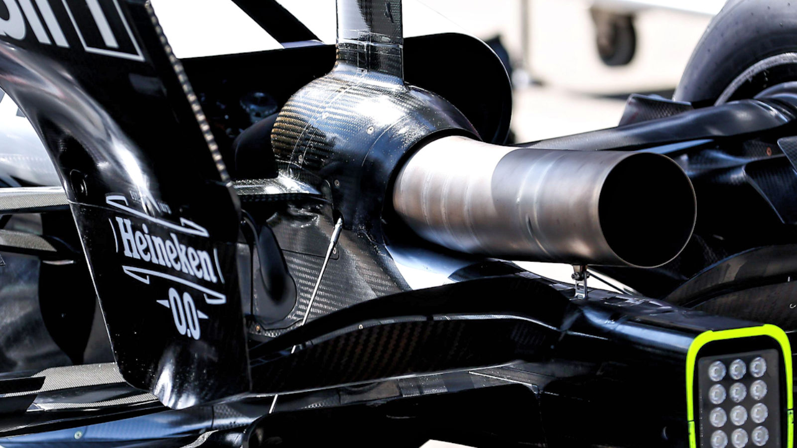 Red Bull RB21 beam wing