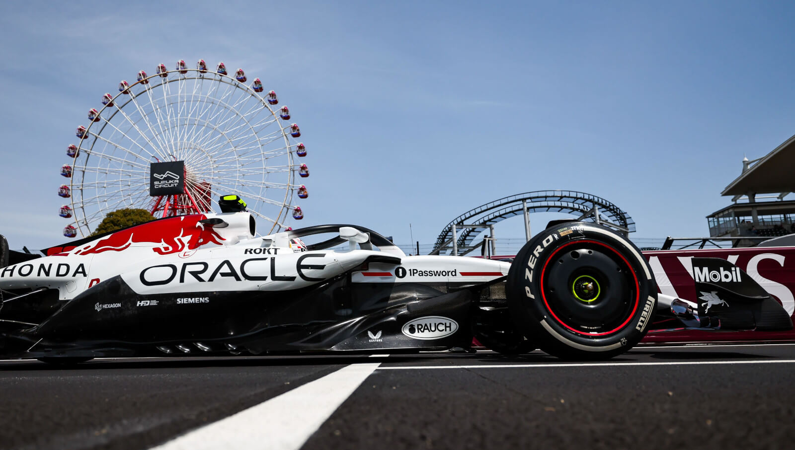 Yuki Tsunoda driving the Red Bull