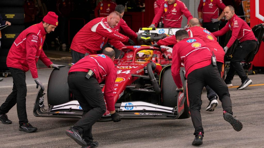Brutal ‘completely gone’ assessment in Hamilton’s ‘far too big’ gap to Leclerc