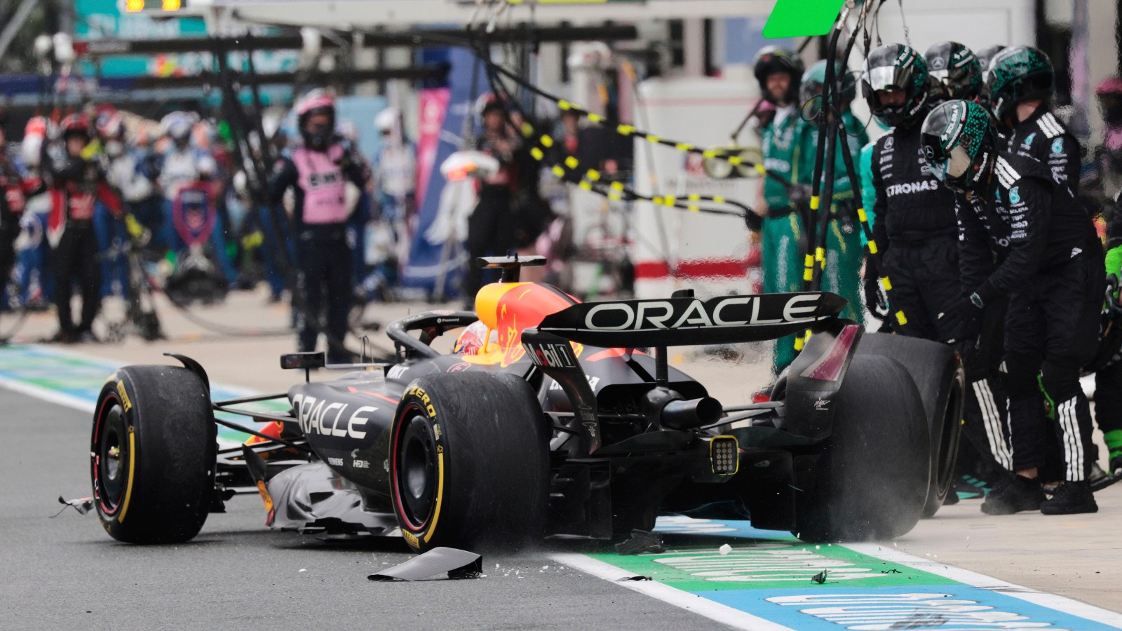 Red Bull discover cause behind costly Max Verstappen pit stop blunder Piastri