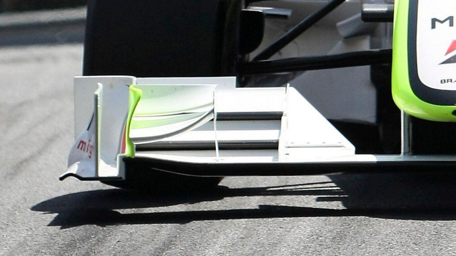 BrawnGP BGP001 front wing
