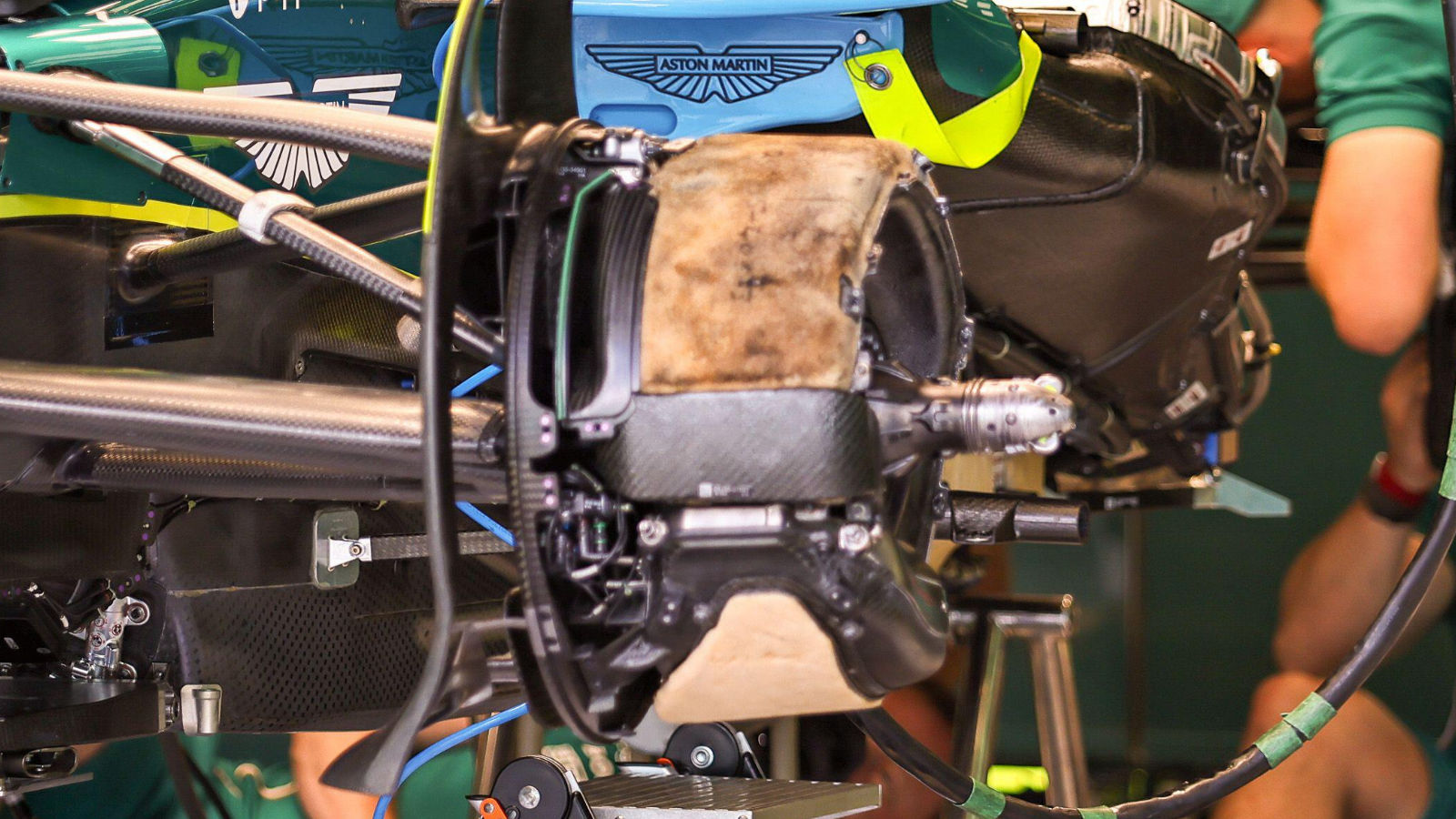 Freno anteriore Aston Martin AMR25