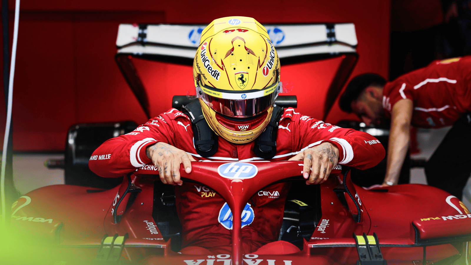 Big Lewis Hamilton 'relaunch' teased as Ferrari plot 'bold' rescue mission