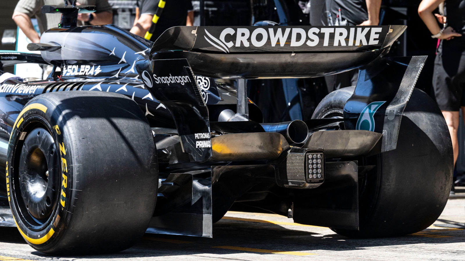 Mercedes W16 rear end