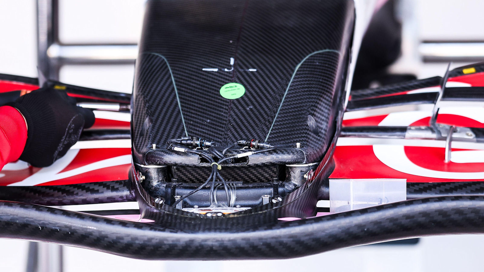 Haas VF25 nose without vanity panel