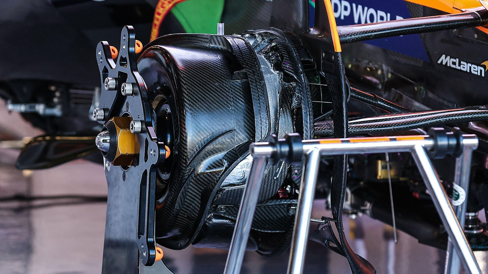 McLaren MCL39 inner brake basket