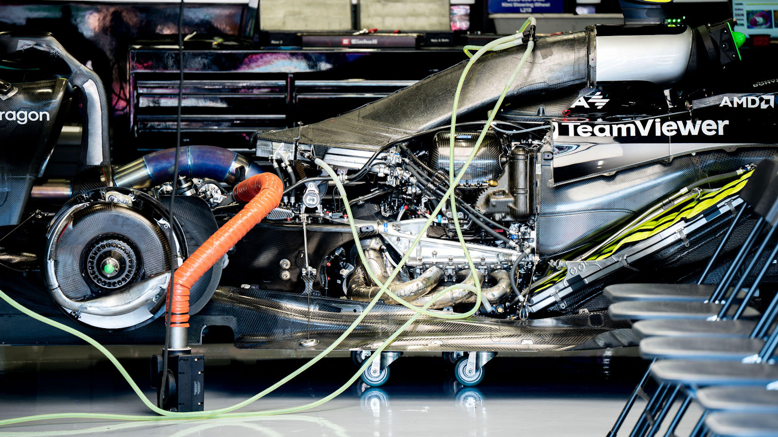 Mercedes W16 powerunit install