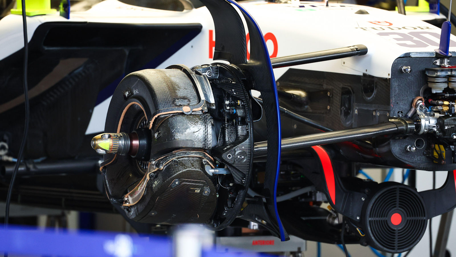Racing Bulls VCARB02 front brake duct