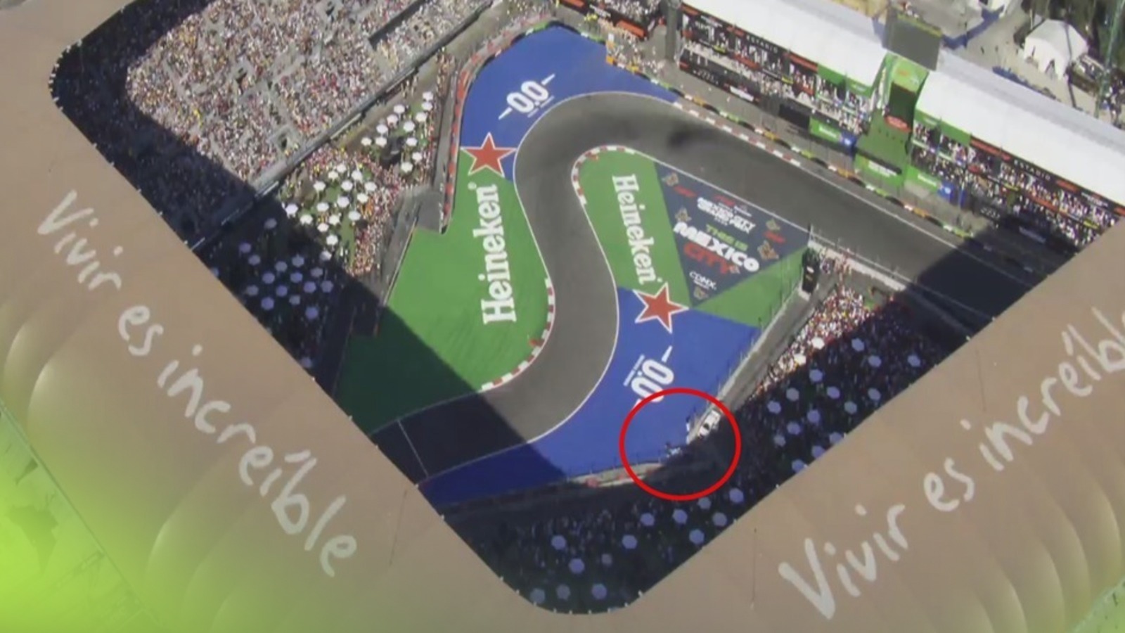 An aerial shot of where Sainz's car was stopped.