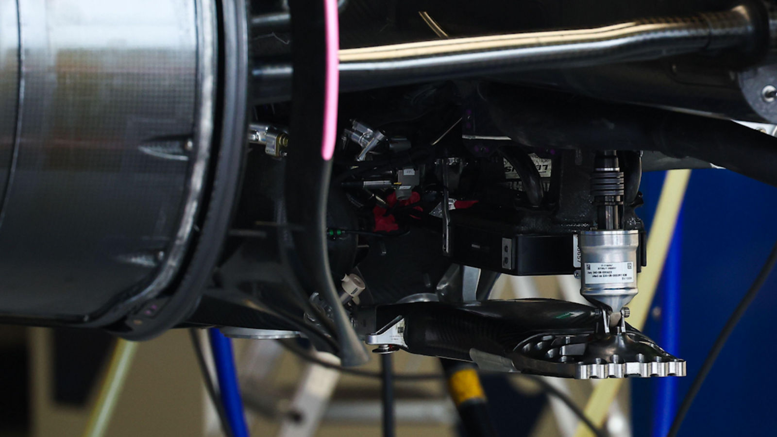 Alpine A525 bib spring