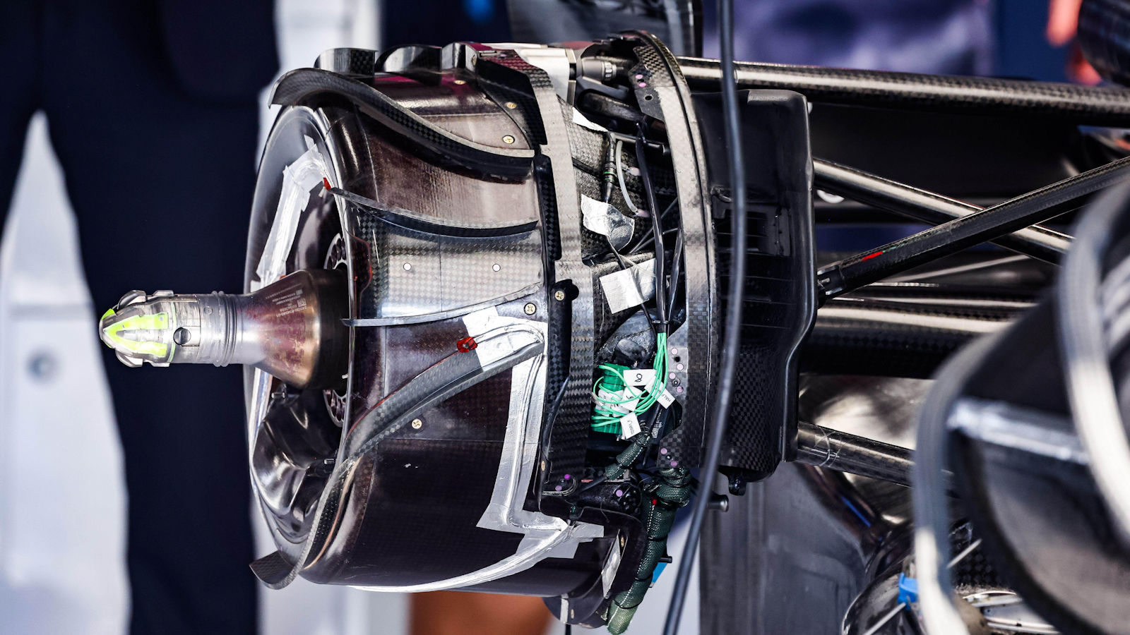 Alpine A525 rear brake duct internals