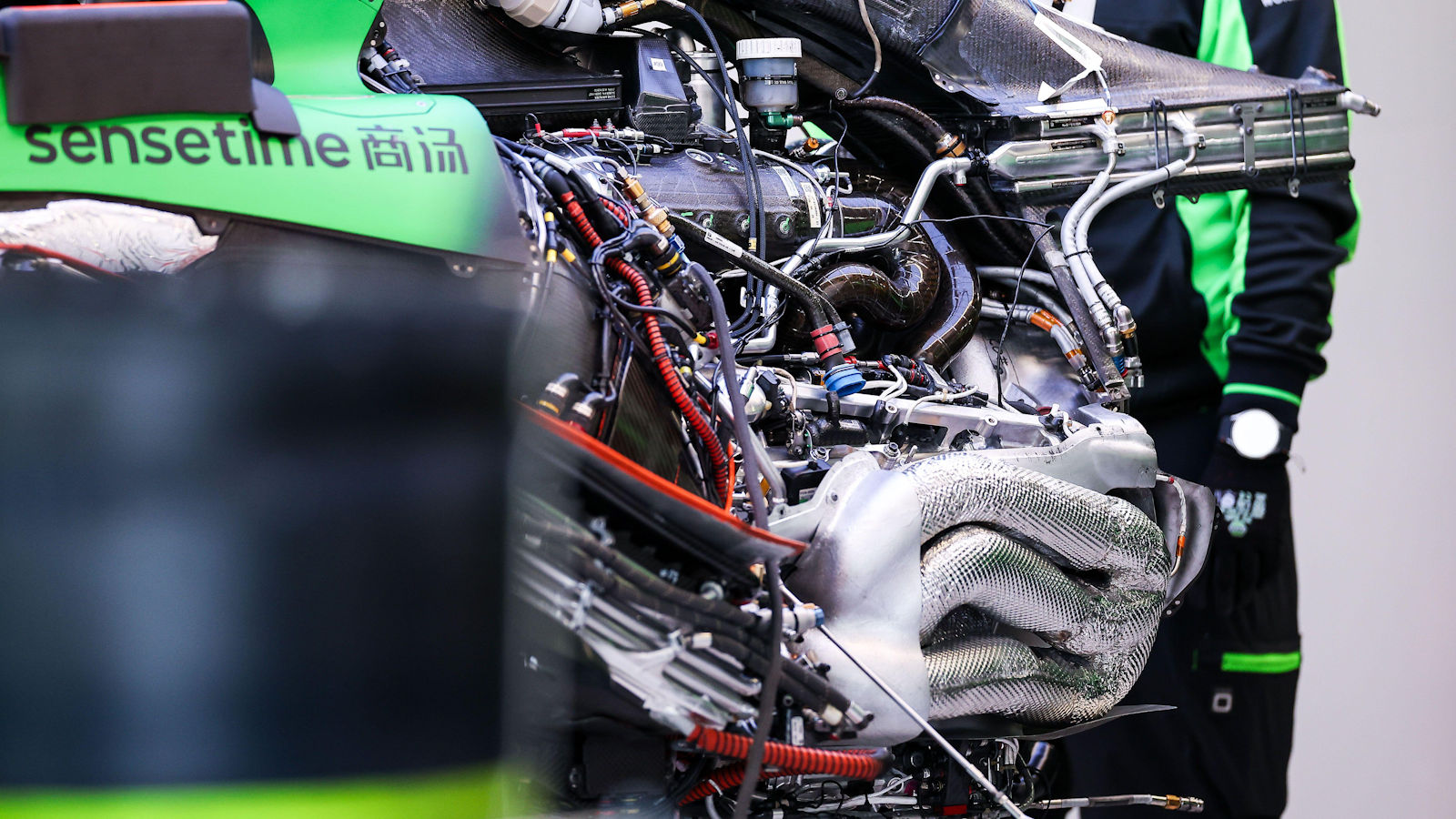 Sauber C45 internals