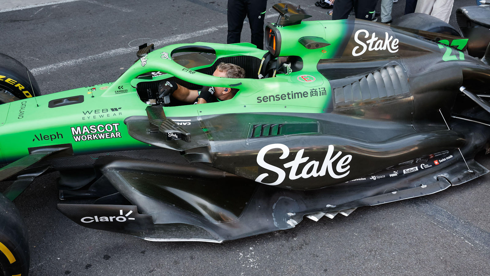 Sauber C45 sidepod and engine cover detail