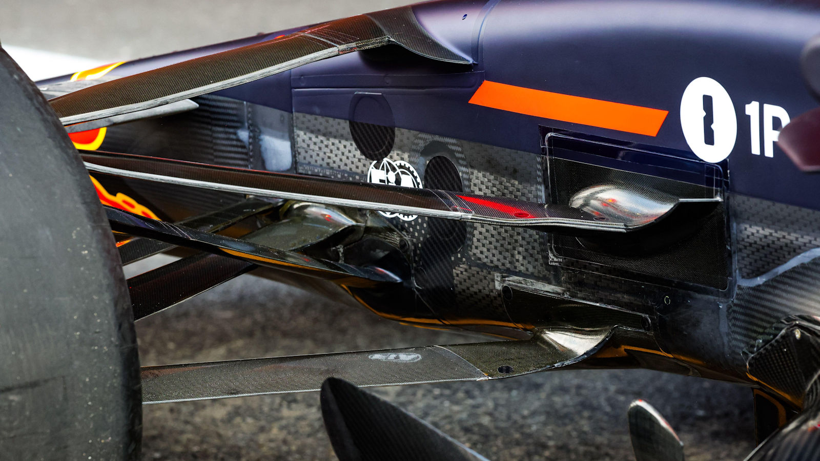 Red Bull RB21 front suspension fairings