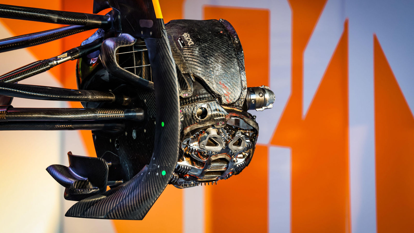 McLaren MCL39 front brake duct