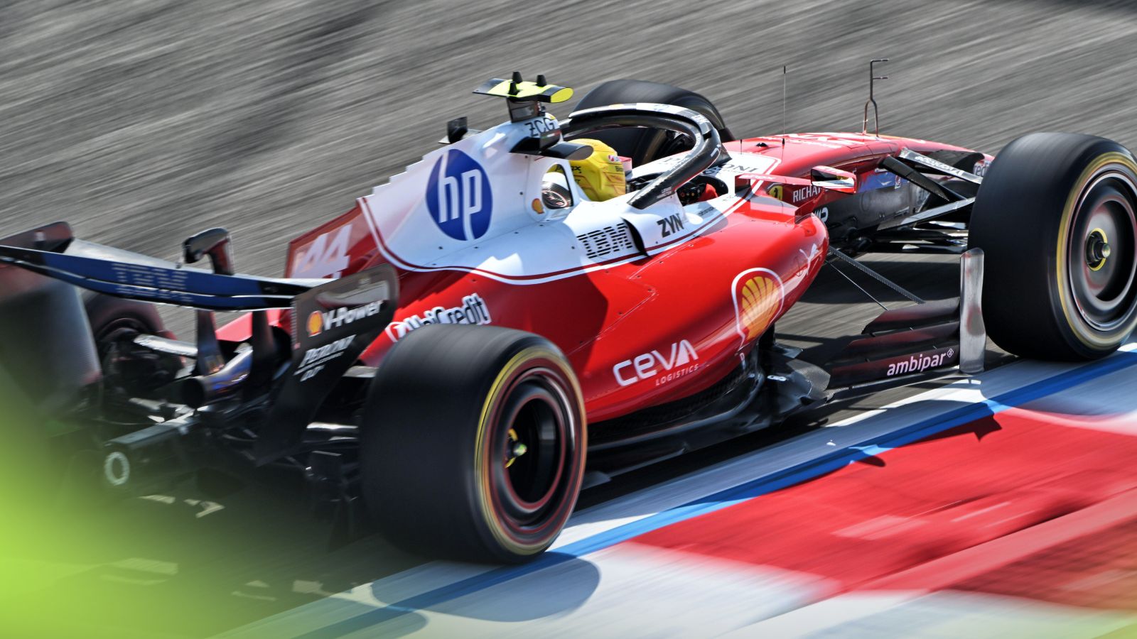 George Russell suggests Ferrari may hold edge in F1 2026 race starts