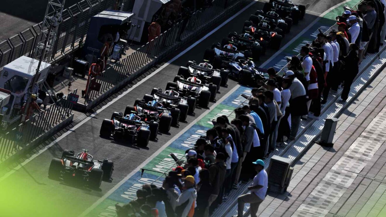 Qualifying scenes like this have been common in F1, but an extra minute has been added to Q3.