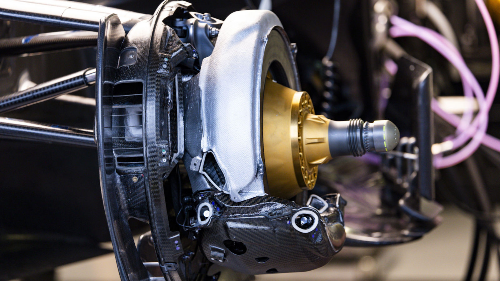 Racing Bulls VCARB03 front brake assembly internals