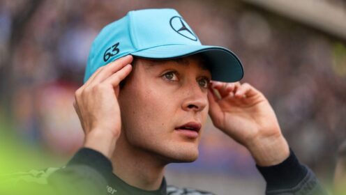 Russell survives ‘chaos’ to steal front-row start in China