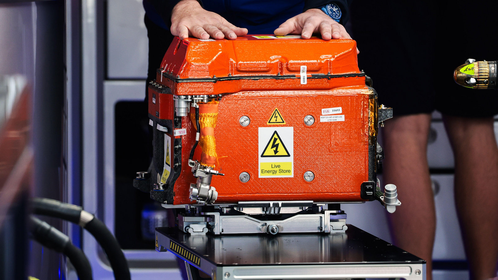 [Imagen: 3E4AXG9.jpg]