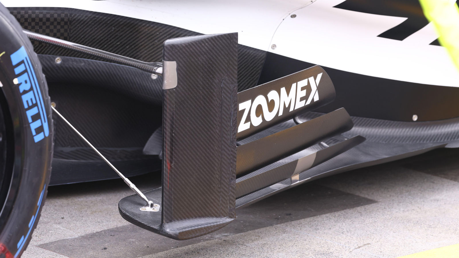 Haas VF-26 deflector array