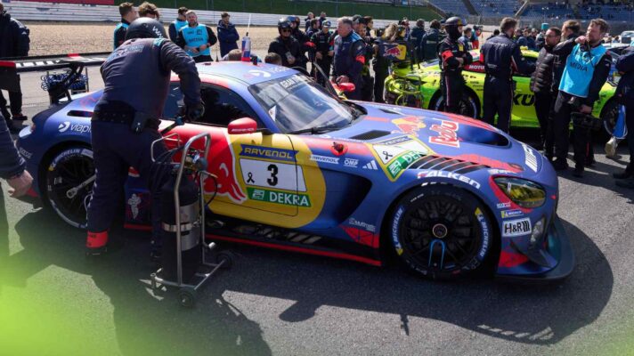 Max Verstappen on the grid as pre-race respects were paid to Juha Miettinen.
