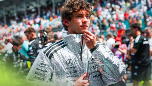 Miami Grand Prix: Kimi Antonelli snatches pole in thrilling qualifying battle