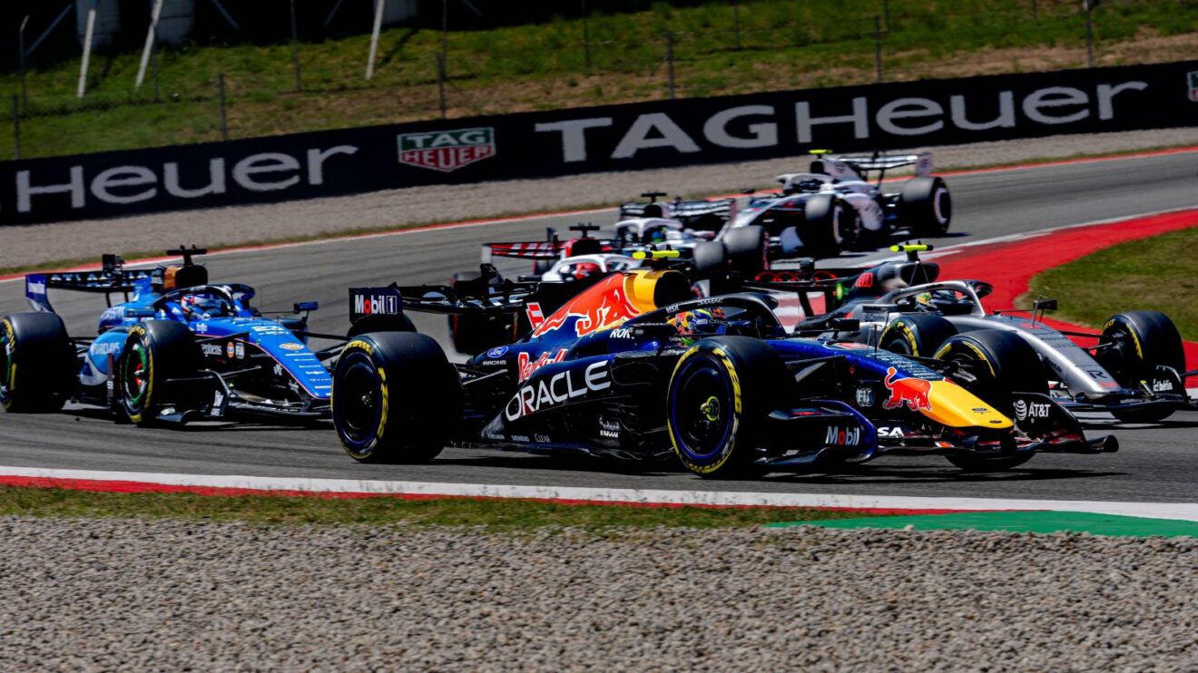Isack Hadjar exige que Red Bull simplifique un procedimiento de salida "demasiado complicado"