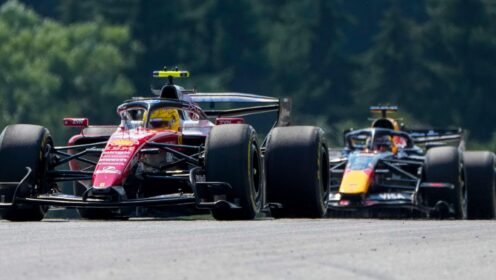 Red Bull theory put forward by Lewis Hamilton after Verstappen battle