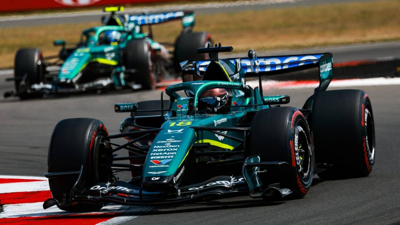 Lance Stroll and Fernando Alonso lay down the laps
