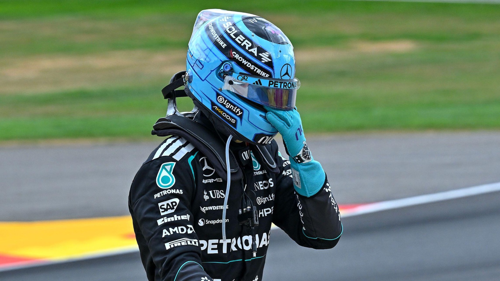 planetf1.com - Sam Cooper - Untelevised George Russell radio reveals X-rated rant at Mercedes