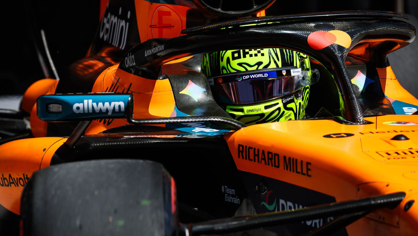 Norris denies Hamilton record Hungarian GP pole in dramatic qualifying