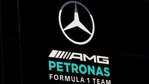 Mercedes explains why F1 customers cannot extract the same power unit performance