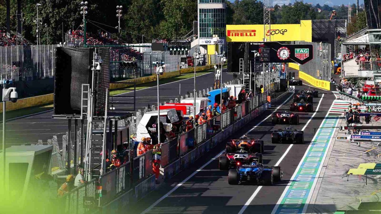 F1 live action from FP1 at Monza.