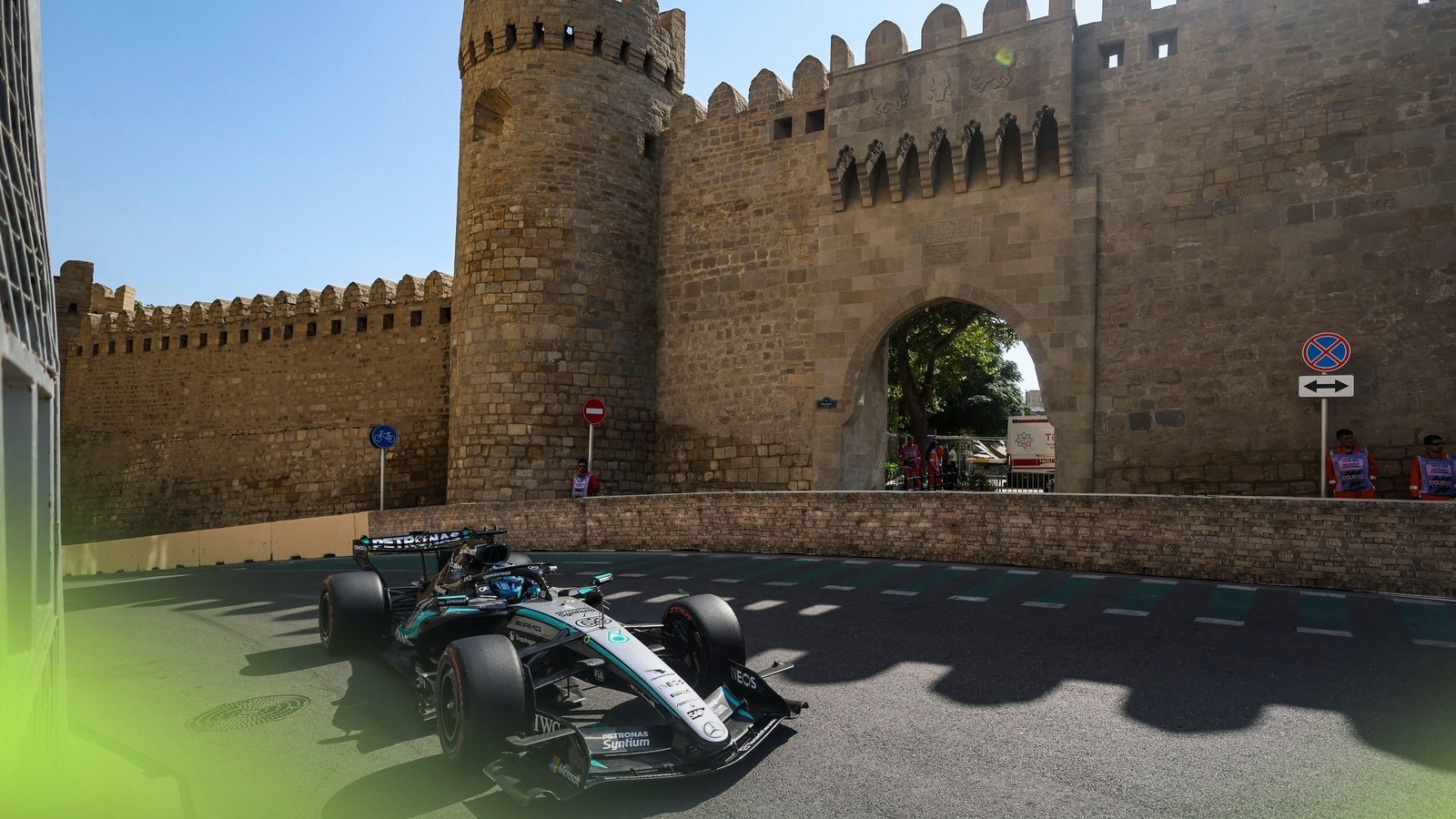 Russell fastest, Lindblad crashes at castle section – How FP2 unfolded at Azerbaijan GP