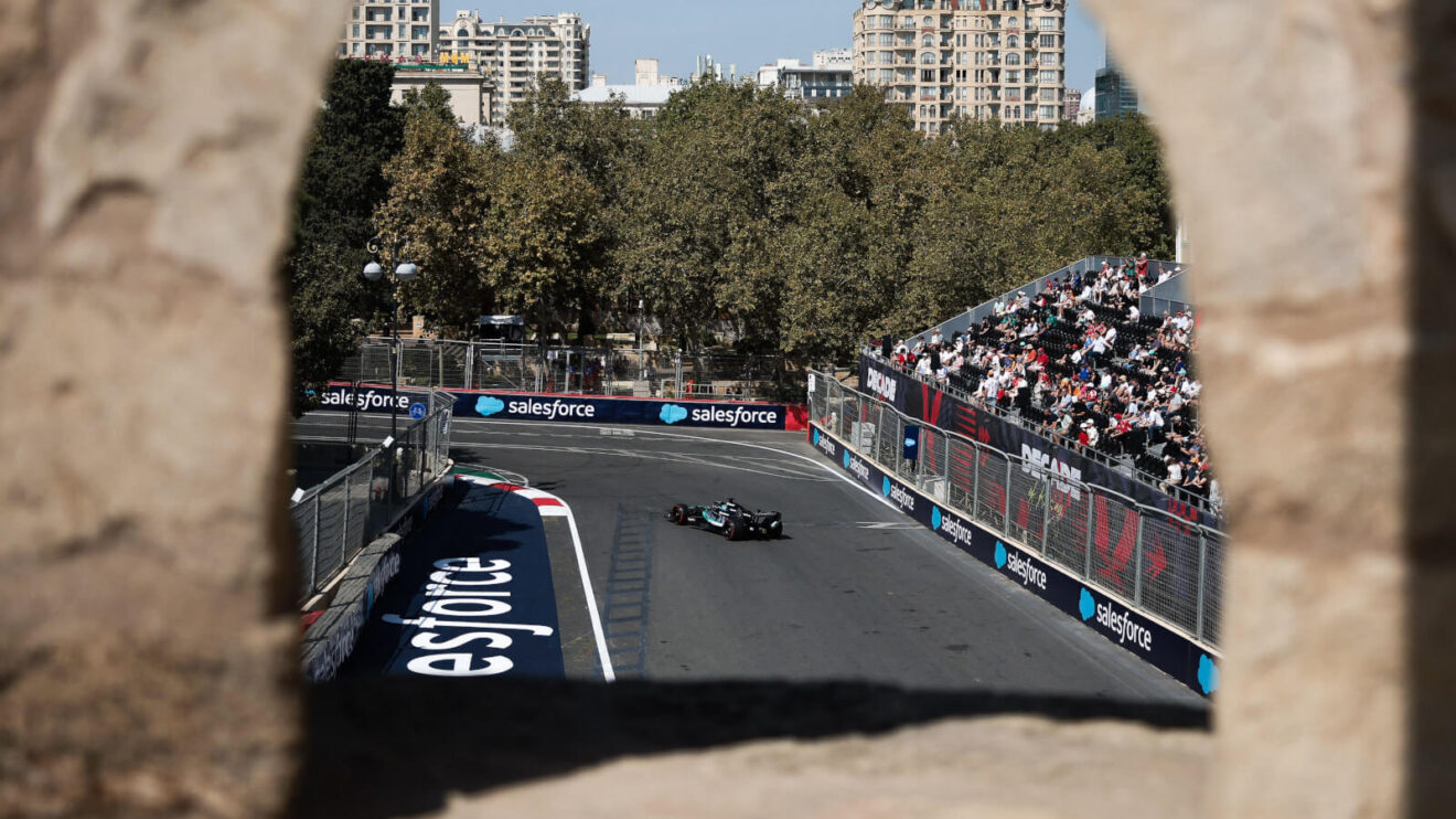George Russell drives the Baku circuit