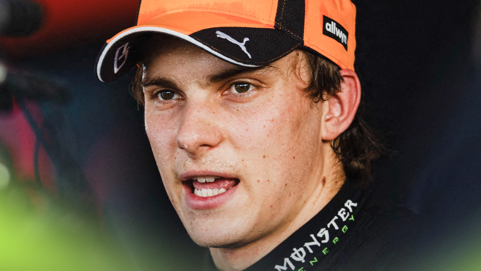 planetf1.com - Oliver Harden - Untelevised Oscar Piastri team radio as 'master of chaos' found