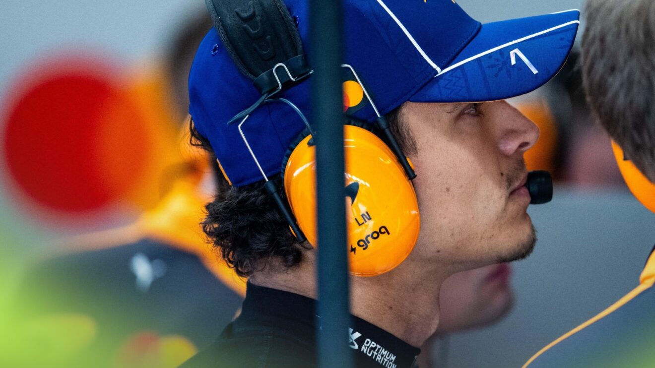 Norris has apologised for the Singapore collision with Piastri