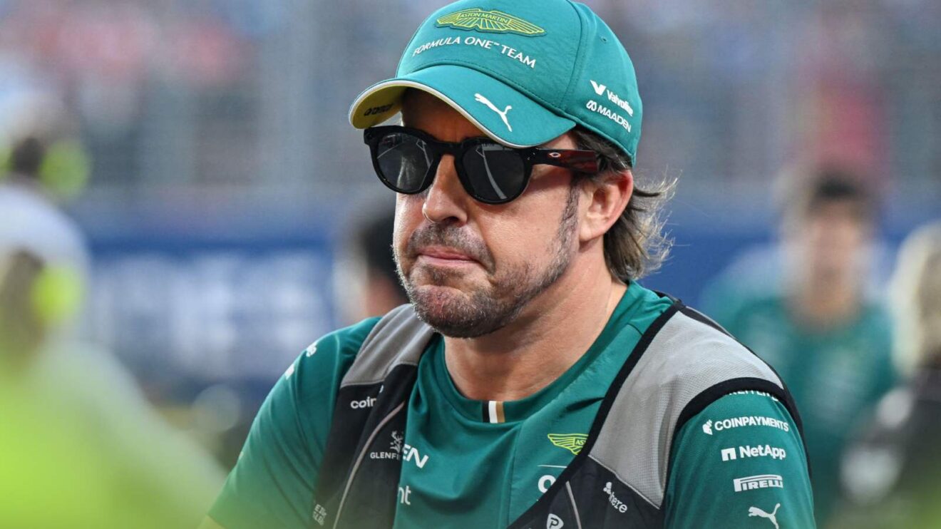 Fernando Alonso prepares for the Singapore GP.