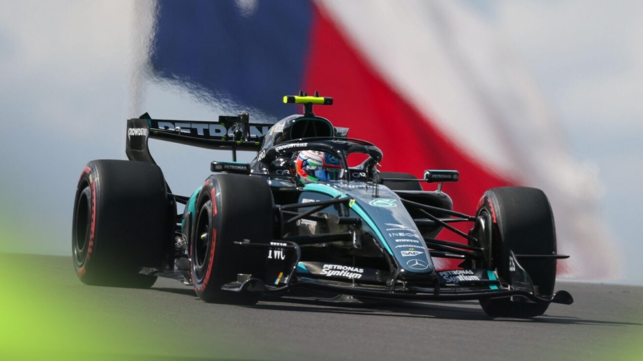 Kimi Antonelli in his Mercedes during qualifying for the United States GP.