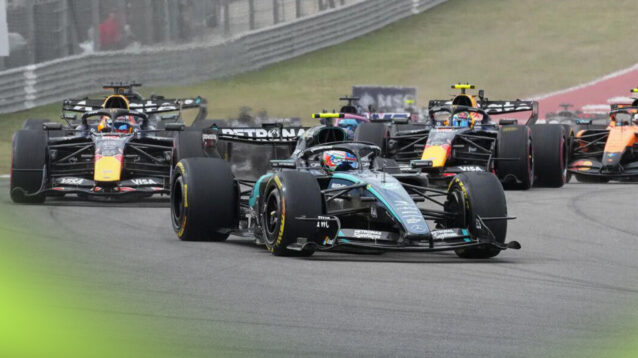 Kimi Antonelli leads the pack into Turn 1 at the United States Grand Prix.